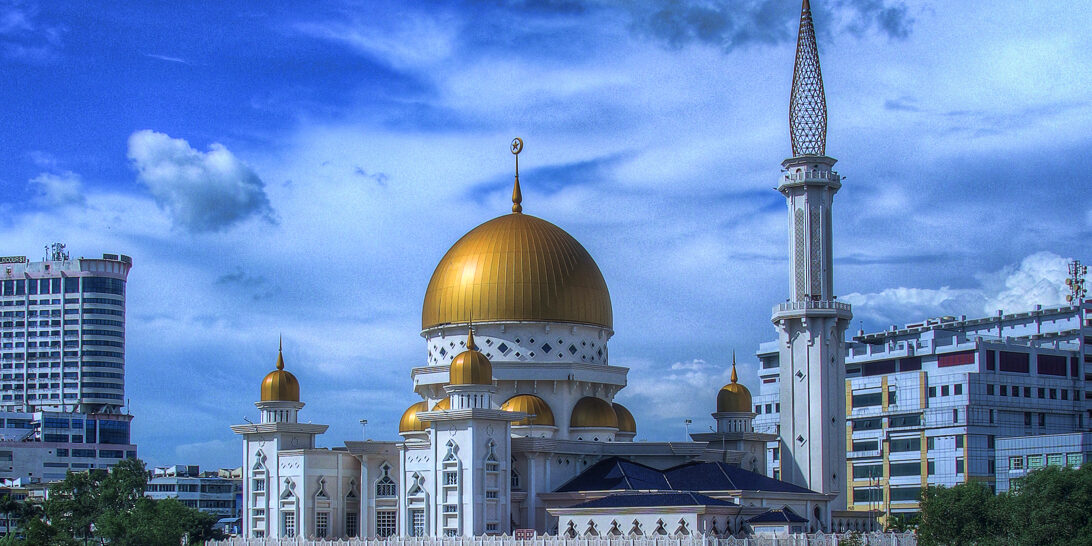 Floating_Mosque_of_Klang_(8216640379)_(cropped)